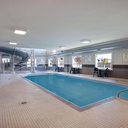 Days Inn & Suites By Wyndham Warman Exterior foto